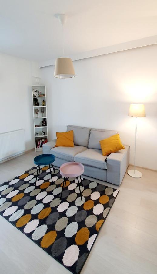 New Cozy Apartment 3 Min To Subway 24H/7 Self Check-In Popesti-Leordeni Exterior foto