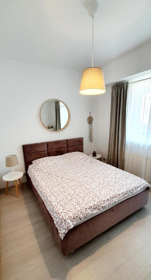 New Cozy Apartment 3 Min To Subway 24H/7 Self Check-In Popesti-Leordeni Exterior foto